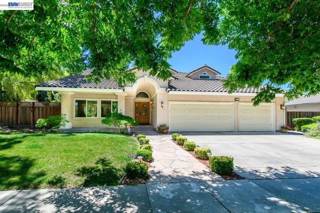 4576 Del Valle Pkwy, Pleasanton, CA 94566