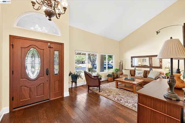4576 Del Valle Pkwy, Pleasanton, CA 94566