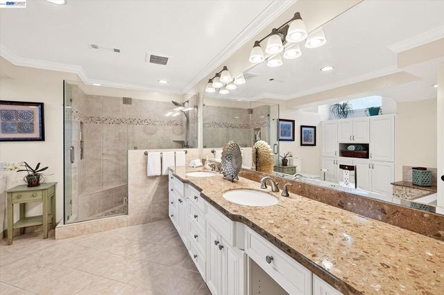 4576 Del Valle Pkwy, Pleasanton, CA 94566