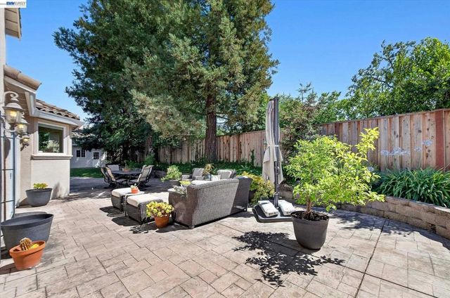 4576 Del Valle Pkwy, Pleasanton, CA 94566