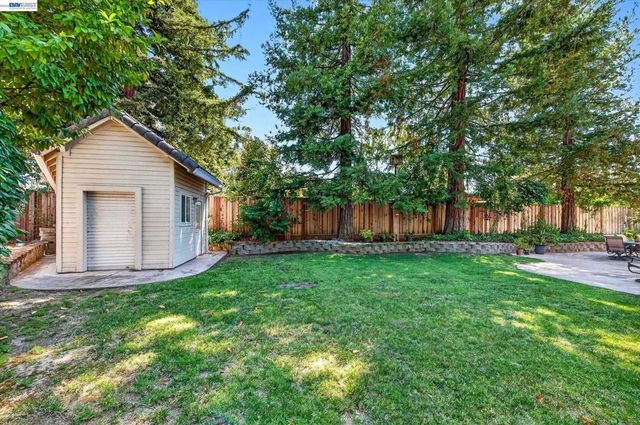 4576 Del Valle Pkwy, Pleasanton, CA 94566