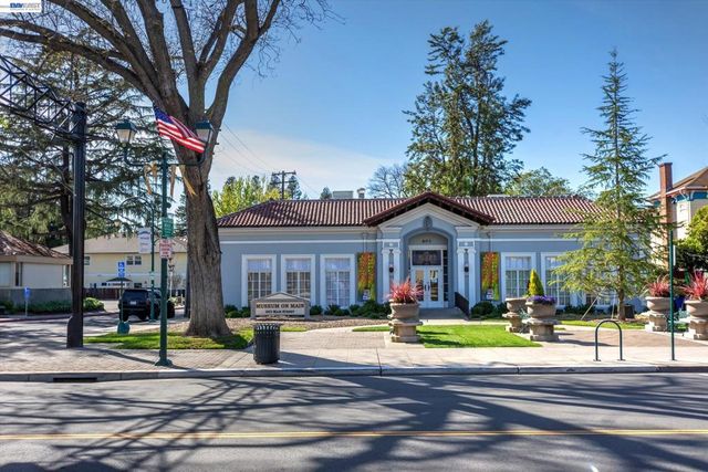 4576 Del Valle Pkwy, Pleasanton, CA 94566