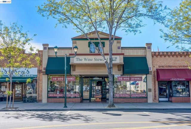 4576 Del Valle Pkwy, Pleasanton, CA 94566