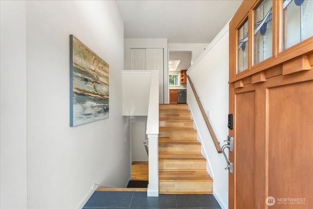 9210 166th Place NE, Redmond, WA 98052