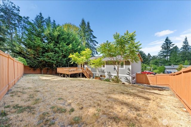 9210 166th Place NE, Redmond, WA 98052