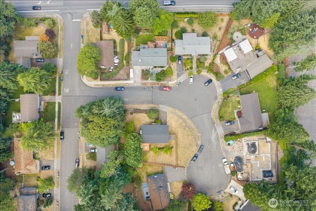 9210 166th Place NE, Redmond, WA 98052