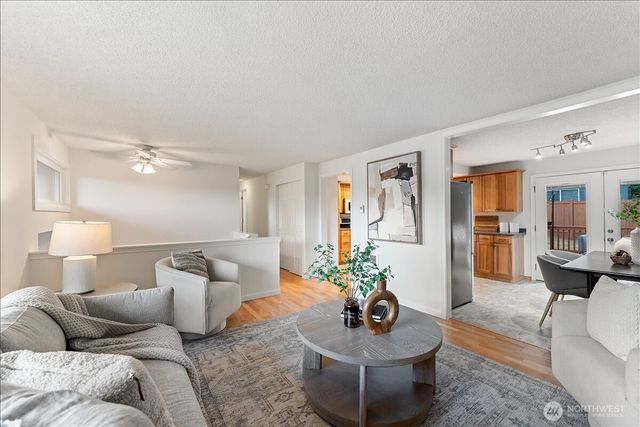 9210 166th Place NE, Redmond, WA 98052