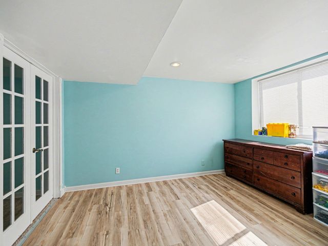 2744 S 10TH Street, Omaha, NE 68108