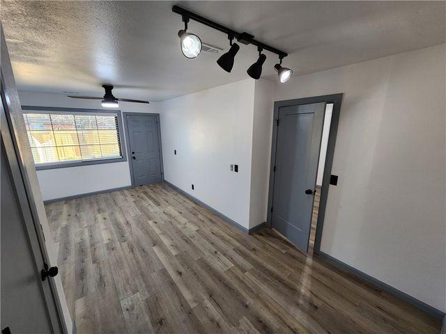 9 Holly Drive B, Bentonville, AR 72712