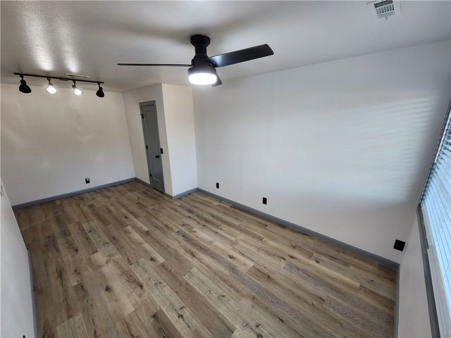 9 Holly Drive B, Bentonville, AR 72712