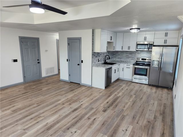 9 Holly Drive B, Bentonville, AR 72712