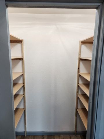 9 Holly Drive B, Bentonville, AR 72712