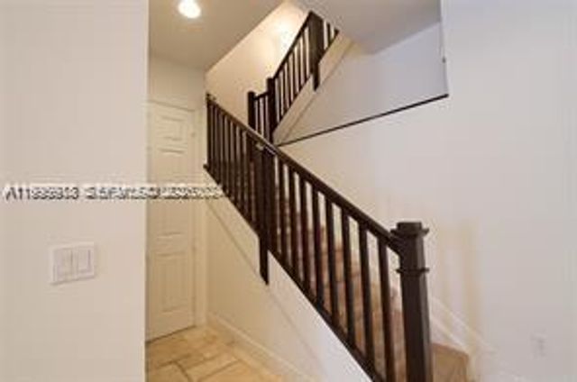 8375 NW 51st Ter 1, Doral, FL 33166