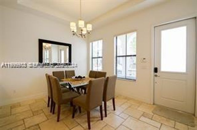 8375 NW 51st Ter 1, Doral, FL 33166