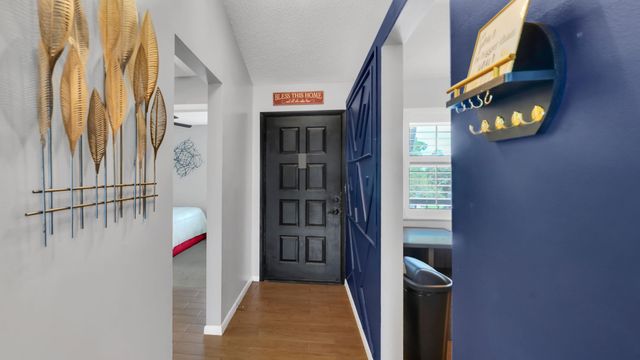 7618 Tahiti Lane 206, Lake Worth, FL 33467