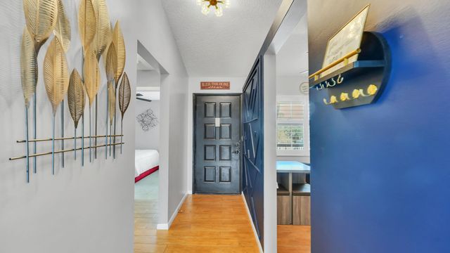 7618 Tahiti Lane 206, Lake Worth, FL 33467