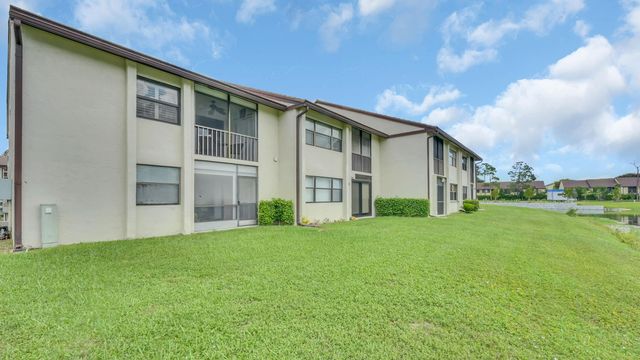 7618 Tahiti Lane 206, Lake Worth, FL 33467