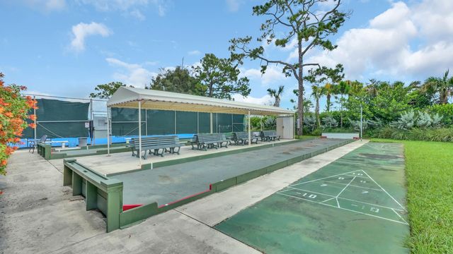 7618 Tahiti Lane 206, Lake Worth, FL 33467