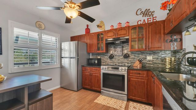 7618 Tahiti Lane 206, Lake Worth, FL 33467