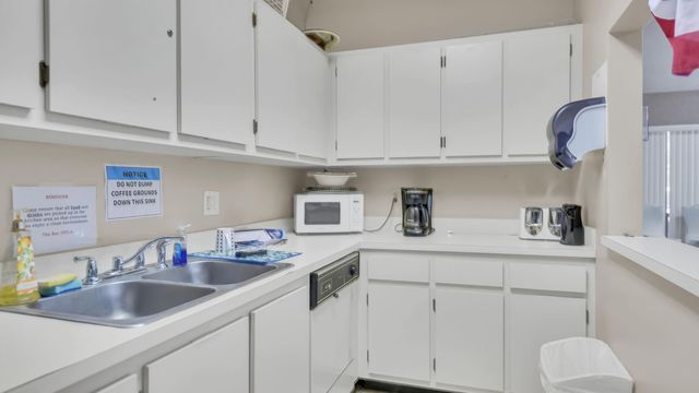 7618 Tahiti Lane 206, Lake Worth, FL 33467