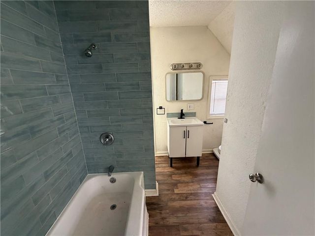 2611 Garfield Avenue, Kansas City, MO 64127