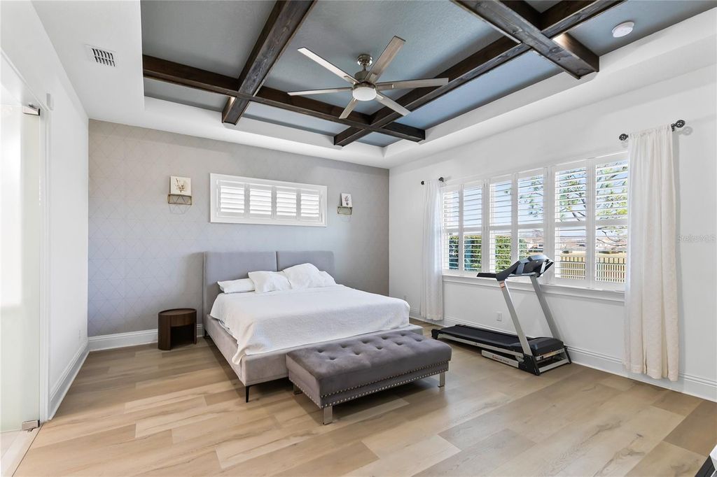 Image 19 of property listing at 13337 ALDERLEY DRIVE, Orlando, FL 32832