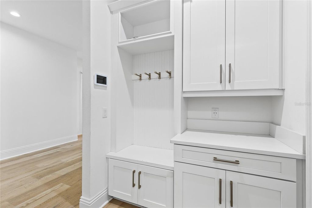 Image 32 of property listing at 13337 ALDERLEY DRIVE, Orlando, FL 32832