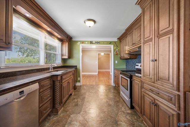 9623 Highway 431 South, Owens Cross Roads, AL 35763
