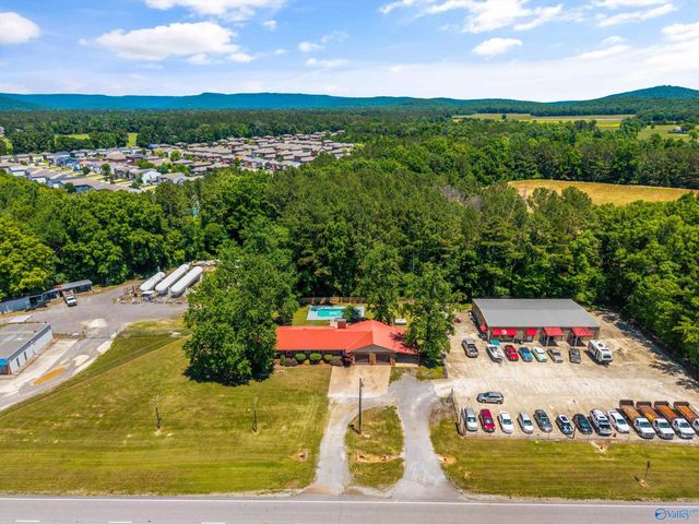 9623 Highway 431 South, Owens Cross Roads, AL 35763