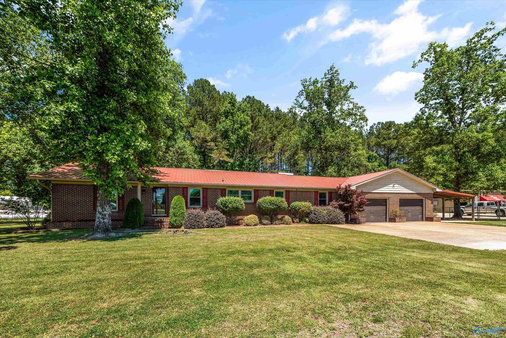 9623 Highway 431 South, Owens Cross Roads, AL 35763