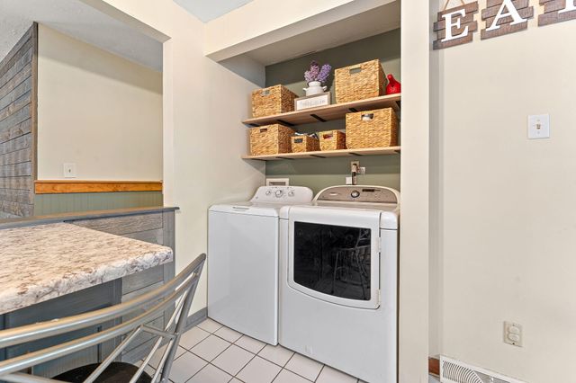 455 N Nichols Street, Lowell, IN 46356