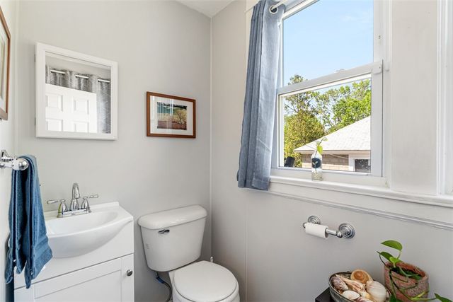 53 Edgewood Avenue, Cranston, RI 02905