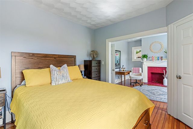 53 Edgewood Avenue, Cranston, RI 02905