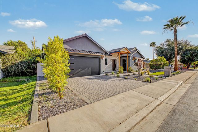 5145 E PINCHOT Avenue, Phoenix, AZ 85018