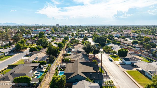 5145 E PINCHOT Avenue, Phoenix, AZ 85018
