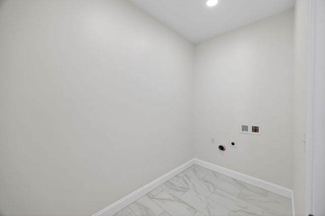 6572 Thomas Twin Oak Rd, Baxter, TN 38544