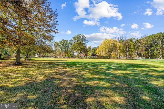 9 LOG CABIN RD, Perkasie, PA 18944