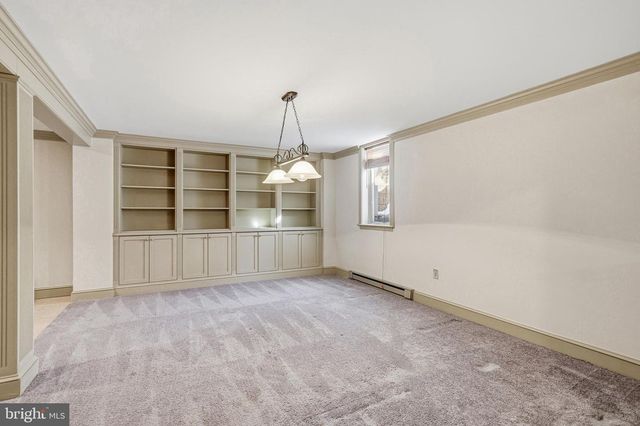 9 LOG CABIN RD, Perkasie, PA 18944