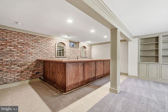 9 LOG CABIN RD, Perkasie, PA 18944