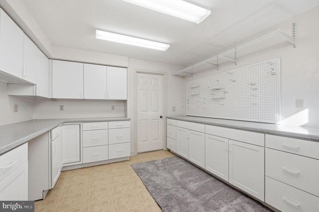 9 LOG CABIN RD, Perkasie, PA 18944