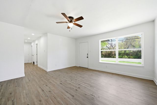 619 9th Street, Terrell, TX 75160