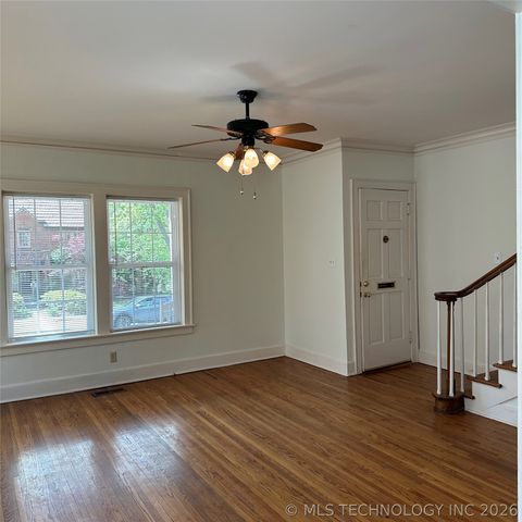 2203 E 18th Street B, Tulsa, OK 74104