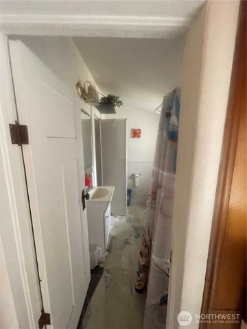 502 6th Street SE, Auburn, WA 98002