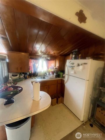 502 6th Street SE, Auburn, WA 98002