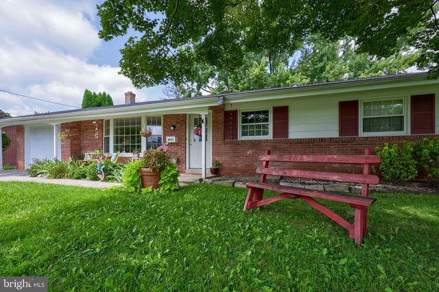 6411 JEANETTE DR, East Petersburg, PA 17520