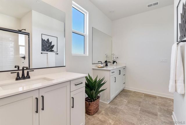 650 Meadowood St lot 395, Fallbrook, CA 92028