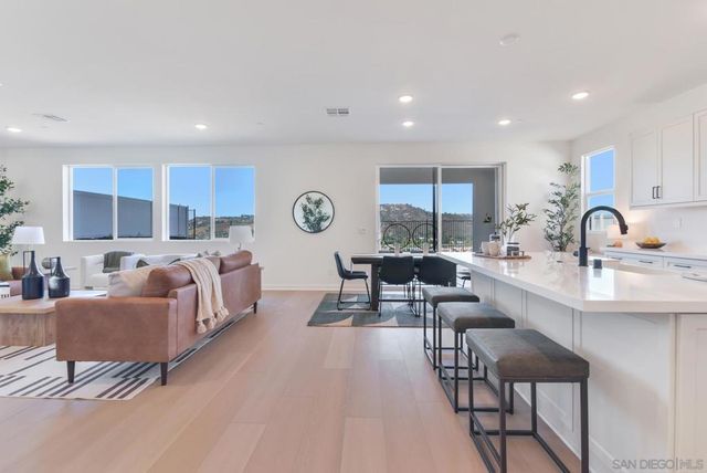 650 Meadowood St lot 395, Fallbrook, CA 92028