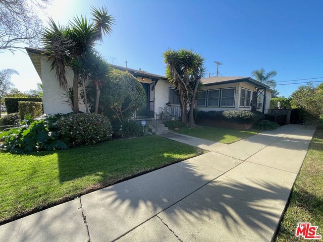 8815 Reading Avenue, Los Angeles, CA 90045