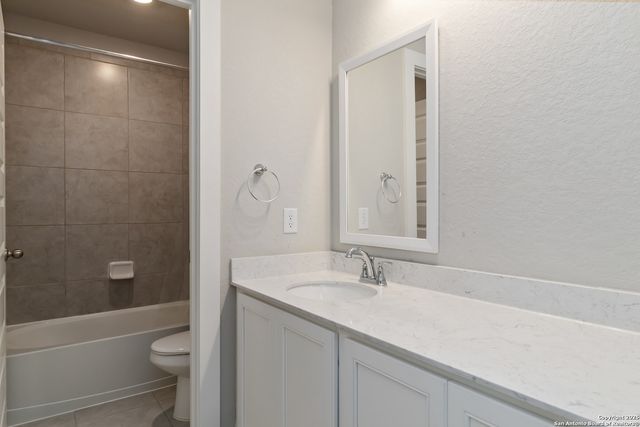 5618 Holly Hollow, San Antonio, TX 78266
