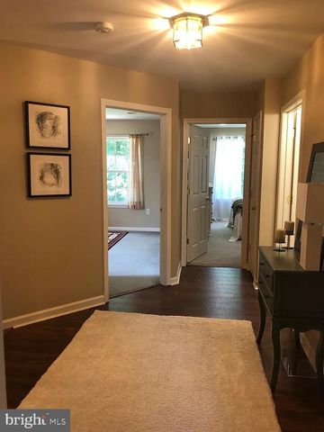 172 FOUNTAYNE LN, Lawrenceville, NJ 08648